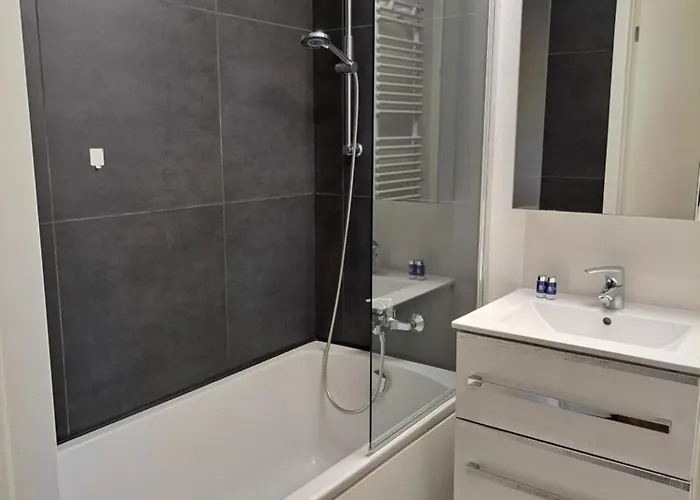 Dom Studencki Hanka بيت شباب *